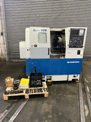 Daewoo Lynx 200A CNC Turning Center With Fanuc 21T Control S/N L2000393 1998 • $16000