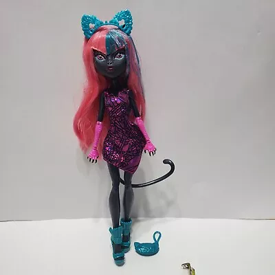 Monster High Catty Noir Boo York • $30