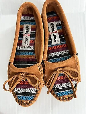 Minnetonka Women's El Paso Kilty Moccasin Flat Shoes Brown Aztec Leather Size 6 • $17