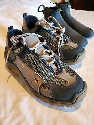  Hardly Used  Orvis Wading Boots With Felt Bottoms - Men's Size 9 • $89