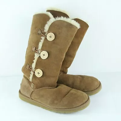 FLAW UGG 1873 Bailey Button Triplet Chestnut Brown Shearling Boots Australia 9 • £32.70