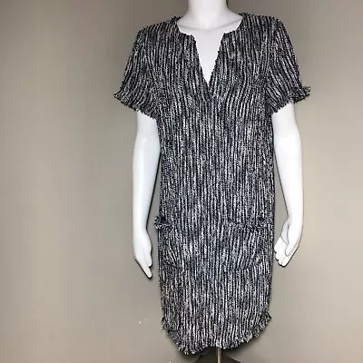 Esley Vneck Dress Women's Tweed Knit Ruffle Sleeve Front Pockets Large  • $6.29