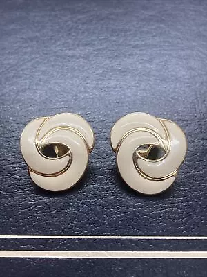 Vintage Monet Signed Gold Tone Cream Enamel Swirled Clip On Earrings • $6