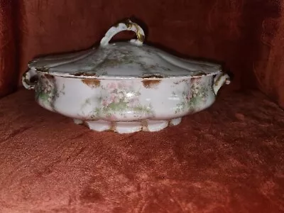 T.haviland. Limoges France.  Casserole Dish With Lid. Floral With Gold Trim • $49.99