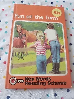 LADYBIRD KEY WORDS BOOK ~ FUN AT THE FARM 4b ~ 40p ~ MINT COND • £7.99