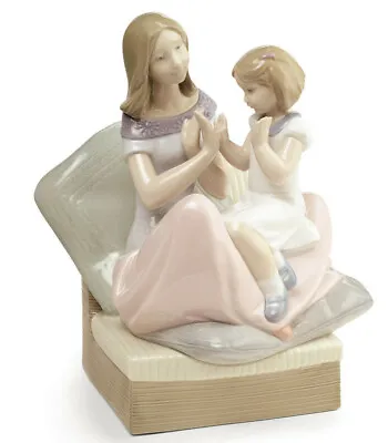 Nao By Lladro Pat A Cake #1668 Brand Nib Mother Daughter Family Love Save$ F/sh • $199.99