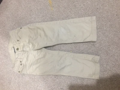 £10 • Buy Ralph Lauren Chinos 4/4T