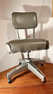 Vintage Gray MCM Industrial Steel Tanker Swivel/Rolling Office Desk Chair VGC • $199