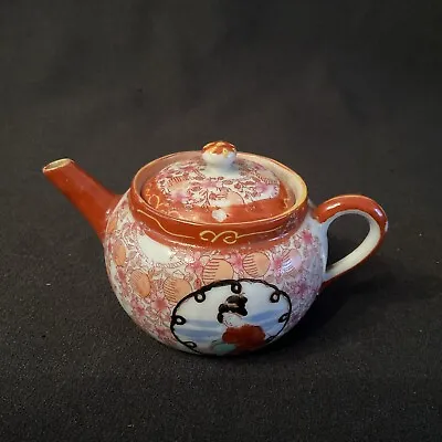 Pretty Small Japanese Teapot • £6