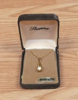 Vintage Shanna Cultured Pearl Gold Tone Women's Fashion Jewelry Neckace • $99.08