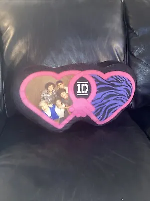 £10.93 • Buy Vintage One Direction Heart Shaped Decorative Pillow Preloved Black