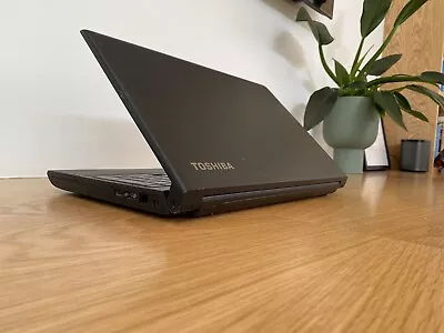 Toshiba Tecra A50-A 15” - I5-4210M - 8GB RAM - 1TB HD - BAD BATTERY • $99