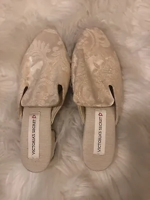 Vintage Victoria Secret Satin Shoes Bridal Boudoir Slippers Size S Heels. D2 • $24.50