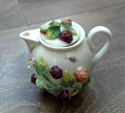 Vintage 3  Miniature Decorative Teapot Brambles Blackberries • £9.99