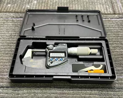 Mitutoyo 293-340-30 Digimatic Outside Micrometer 0-1  (0-25mm) Meets IP65 • $109.99