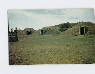 Postcard Mandan Indian Village Earth Huts Mandan North Dakota USA • $6.97