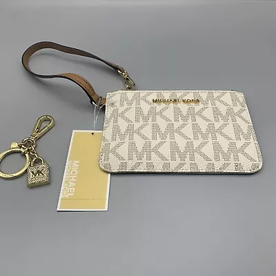 Michael Kors Wristlet • $25