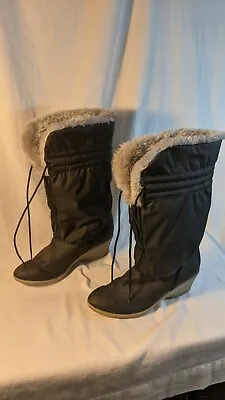 Womens 9M QUODDY MOCCASINS 73940 Fur Furry Lined Sherpa Ski Boots • £37.60