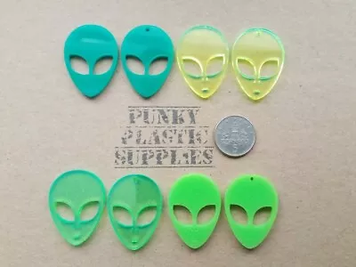 5x Alien Laser Cut Acrylic Charms/pendants/ Cabochons/ Jewellery • £2