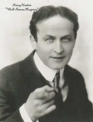 *Magician Postcard- Harry Houdini  ...World-Famous Magician/ {J43) • $4.12