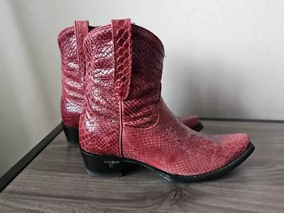 Lane Women's Emma Jane Bootie Striking Red Size 7.5 - E/C No Box • $110