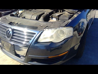 $85.49 • Buy Driver Headlight Halogen Hella Manufacturer Fits 06-09 PASSAT 255027