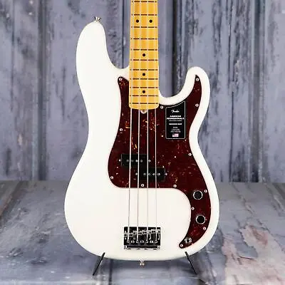 Fender American Professional II Precision Bass Olympic White • $1849.99