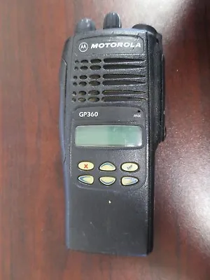 MOTOROLA GP360 HANDIE-TALKIE UHF Portable 2-Way Radio MDH25RDF9AN5AE TYPE PW502F • $75