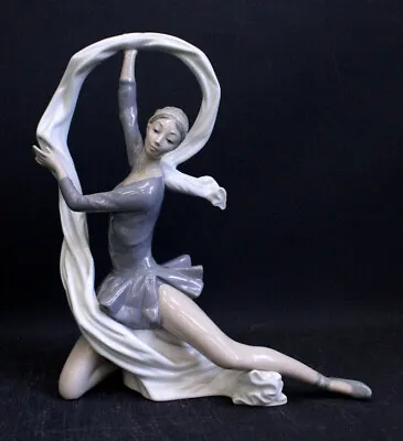 £9.99 • Buy Lrg Retired LLADRO NAO Ballerina 2000185 Porcelain FIGURINE Dancer W/ Veil - F25