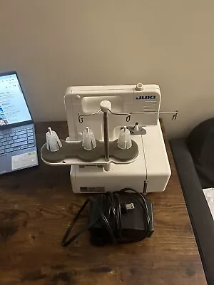 Juki MO-623 Mechanical Sewing Machine • $325