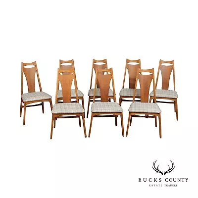 Mid Century Modern Set Of Eight Walnut Dining Chairs • $2795