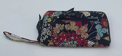 VERA BRADLEY Wristlet Zip Around Wallet Happy Snails Design Floral Navy Colorful • $24.95