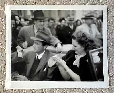 Original Vintage Photo Gregory Peck Maureen O’Hara 1948 4x5” • $9.99