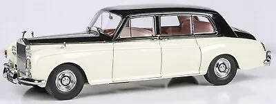 Paragon 1:18 Scale Model Rolls Royce Phantom V Masons Black/Ivory (RHD)PAR 38219 • £161.47