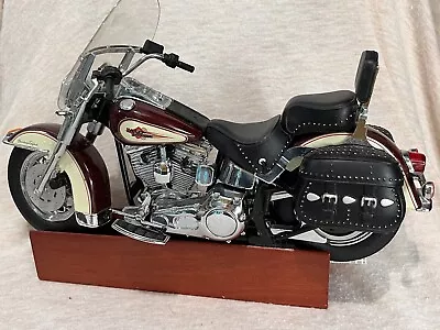 Franklin Mint Harley-Davidson Heritage Softail Classic Motorcycle (1:10 Scale) • $29