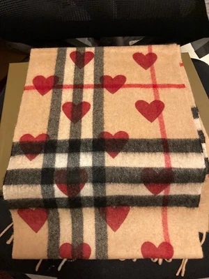 £200 • Buy Original Red Hearts Scarf Burberry
