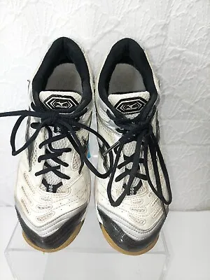 Womens Mizuno Wave Rally 5 Womens Sz 7.5 W Athletic Shoes White Black Volleyball • $27.79