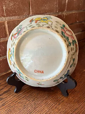 PRETTY Late Qing Dynasty Chinese 8  Scalloped Rooster Bowl - 1880-1910 • $27.50