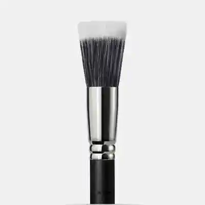 Mac 187 Synthetic Duo Fibre Face Brush 18cm • $36