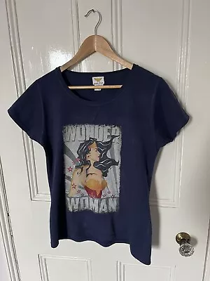 Wonder Woman T Shirt Women’s Large • £8.99