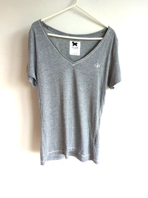 $7.43 • Buy Gilly Hicks Sydney Medium Grey Jersey T Shirt V Neck Supersoft Ch34