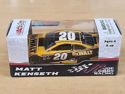 2017 #20 Matt Kenseth Dewalt 1/64 Action NASCAR Diecast • $19.99