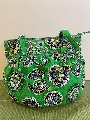 Vera Bradley Cupcakes Quilted Shoulder Bag In Vibrant Green Floral Ex Cond • $23.99