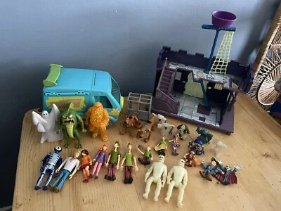 £19.99 • Buy Scooby Doo Mystery Machine Pirate House Figures