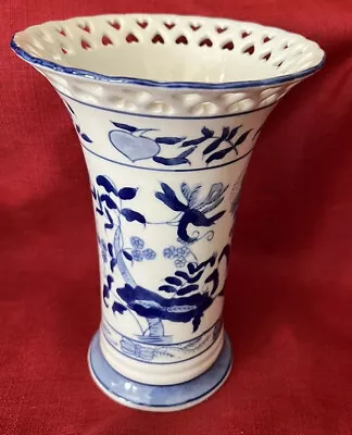 Blue Onion Blue & White Trumpet Vase Formalities By Baum Bros Reticulated Edge • $29.95