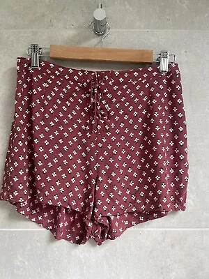 Tigerlily High Waisted Shorts Size 8 Side Zip Tie Feature Front • $20