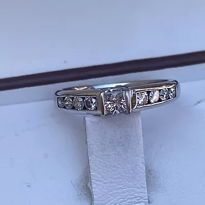 £375 • Buy 18ct White Gold 0.50ct Tcw Diamond Solitaire Ring  With Shoulders Size J SI1-H