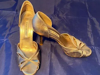 Manolo Blahnik High Heel Shoes Gold Cutout Peep Toe Size 8 38 1/2 Patent Leather • $69.99