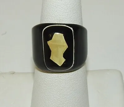 Vintage 1930s Celluloid Prison Mourning Man's Portrait Ring Size 6.25 • $75