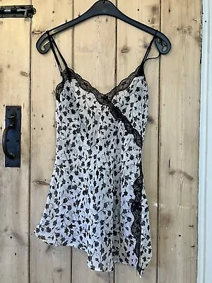 La Senza Lingerie Chemise Nightwear Lace Lounge Wear Size 10 Black + White • £5